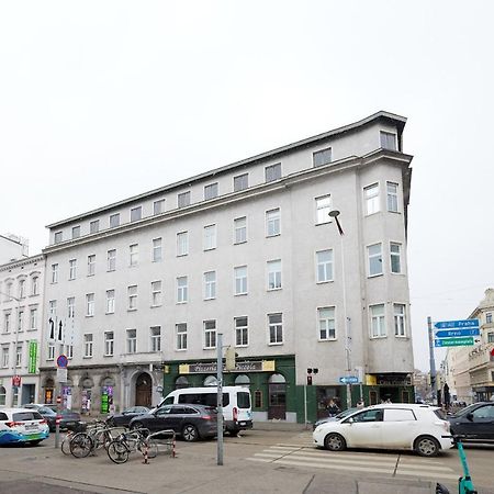 Beautiful Restored - Close To Metro - II Viena Exterior foto